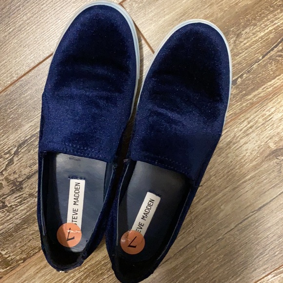 Navy blue suede flat sneakers - Picture 3 of 7
